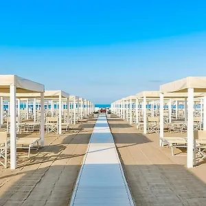  Aparthotel Regina Italia